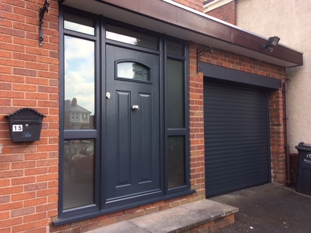SOLIDOR LONDON PARKLANE GLASS SATIN SIDEPANELS